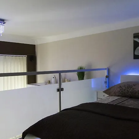 R&r Dembinszky Budapest