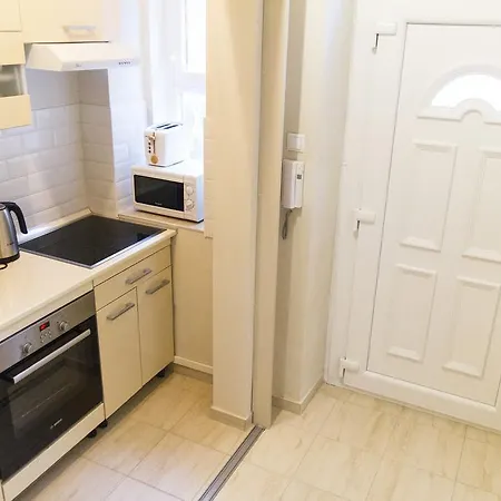 R&r Dembinszky Apartman *